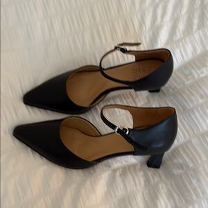 Elegant Black Ankle Strap Heels Mary Jane pumps